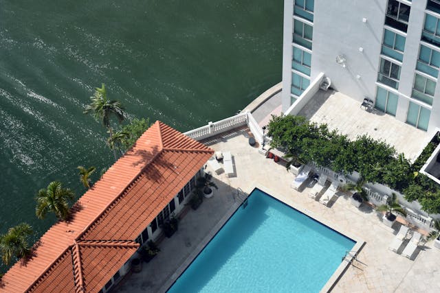 Riverside Residences